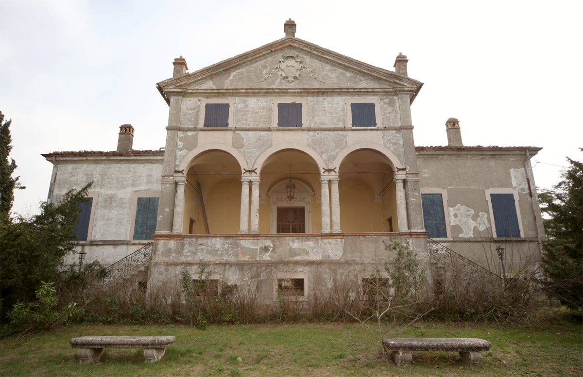 Vista frontale, stato attuale